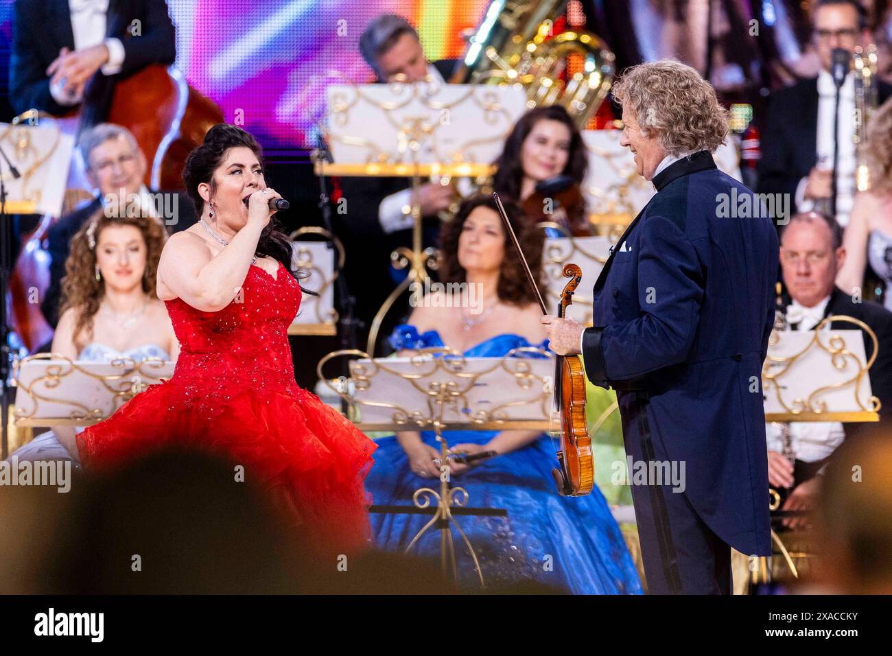 Andre Rieu Mainau Andre Rieu und das Johann Strauss Orchester live bei einem Konzert ...