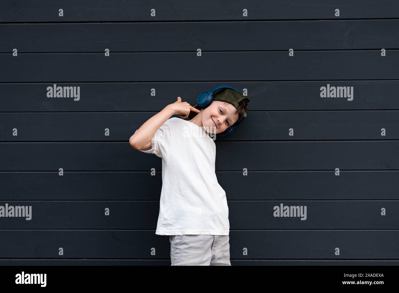 Teen boy wearing cap portrait hi-res stock photography and images - Alamy