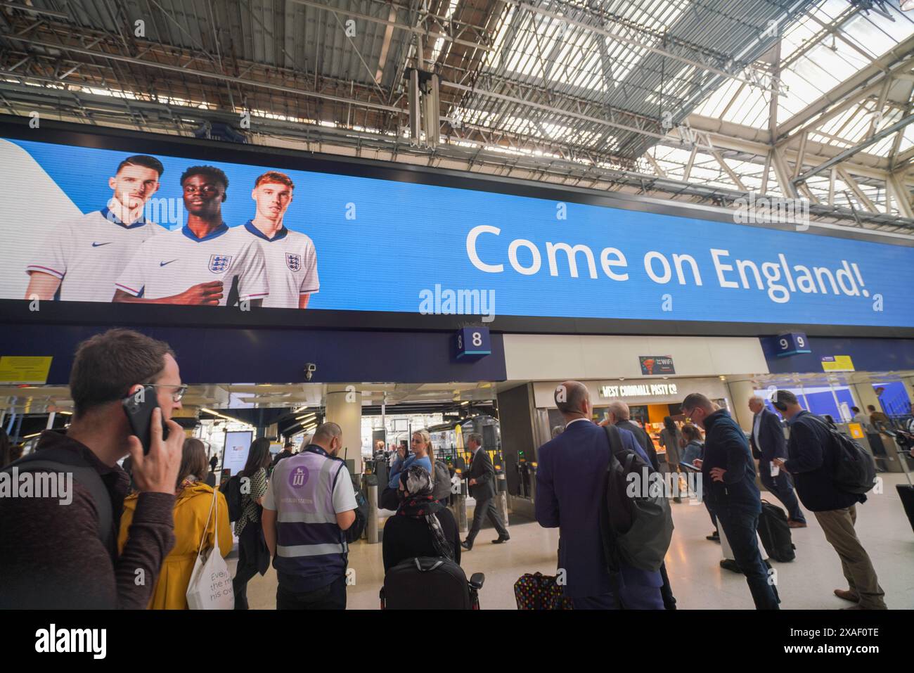 London, UK. 6 June  2024.  England players Declan Rice Bukayo Saka and Carlton Palmer are displayed  on a large digital board next to 'Come on england' at Waterloo station by Chase Bank as the official sponsor of the England national team for the Euro championships in Germany which start on 14 June . Credit: amer ghazzal/Alamy Live News Stock Photo