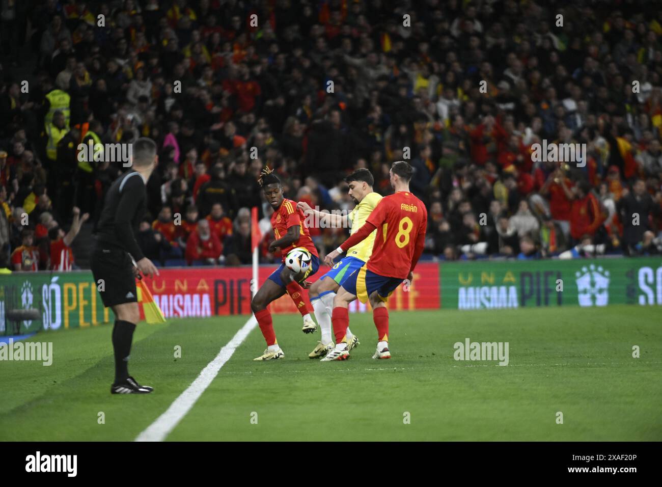 MadridSpain March 23, 2025, Spain team in action against Brazil at the