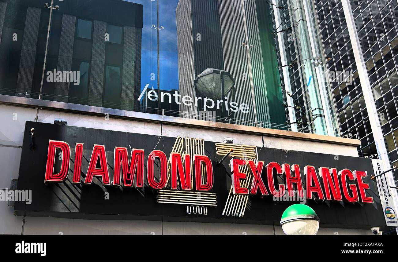 47th Street Diamond Exchange Sign, Diamond District, West 47th Street, New York City, New York, USA Stock Photo