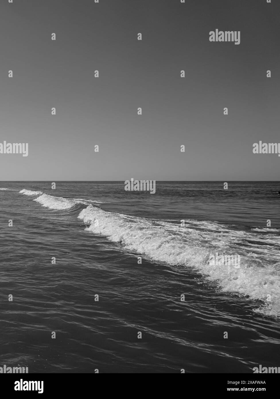 Sea waves aerial view Black and White Stock Photos & Images - Alamy