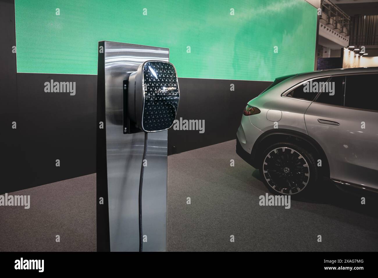 Picture of a Mercedes Benz electric car charger. MercedesBenz