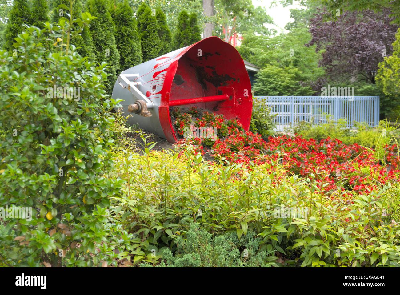 Jackson, New Jersey 6th June 2024 Large bucket imitating red