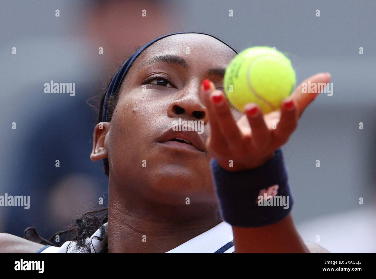 Paris, France. 6th June, 2024. Coco Gauff serves during the women's singles semifinal match between Coco Gauff of the United States and Iga Swiatek of Poland at the French Open tennis tournament at Roland Garros in Paris, France, on June 6, 2024. Credit: Gao Jing/Xinhua/Alamy Live News Stock Photo