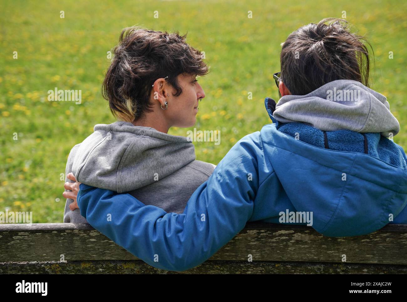 Non binary people in the park hi-res stock photography and images - Alamy