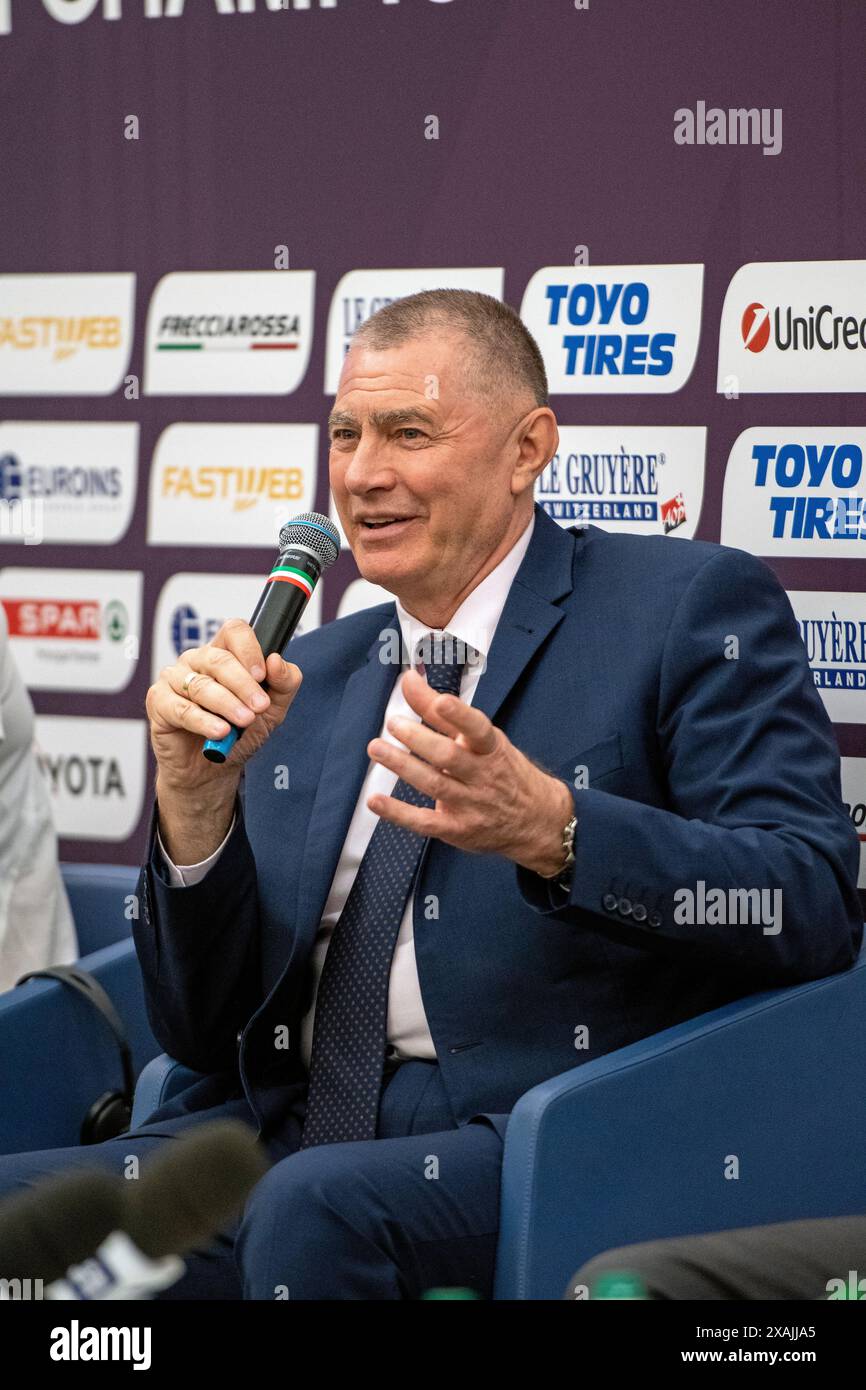 Dobromir Karamarinov (European Athletics President) at the press
