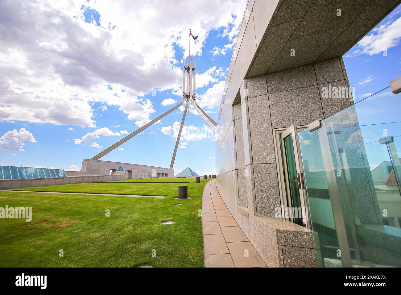 Pyramid rooftop hi-res stock photography and images - Alamy