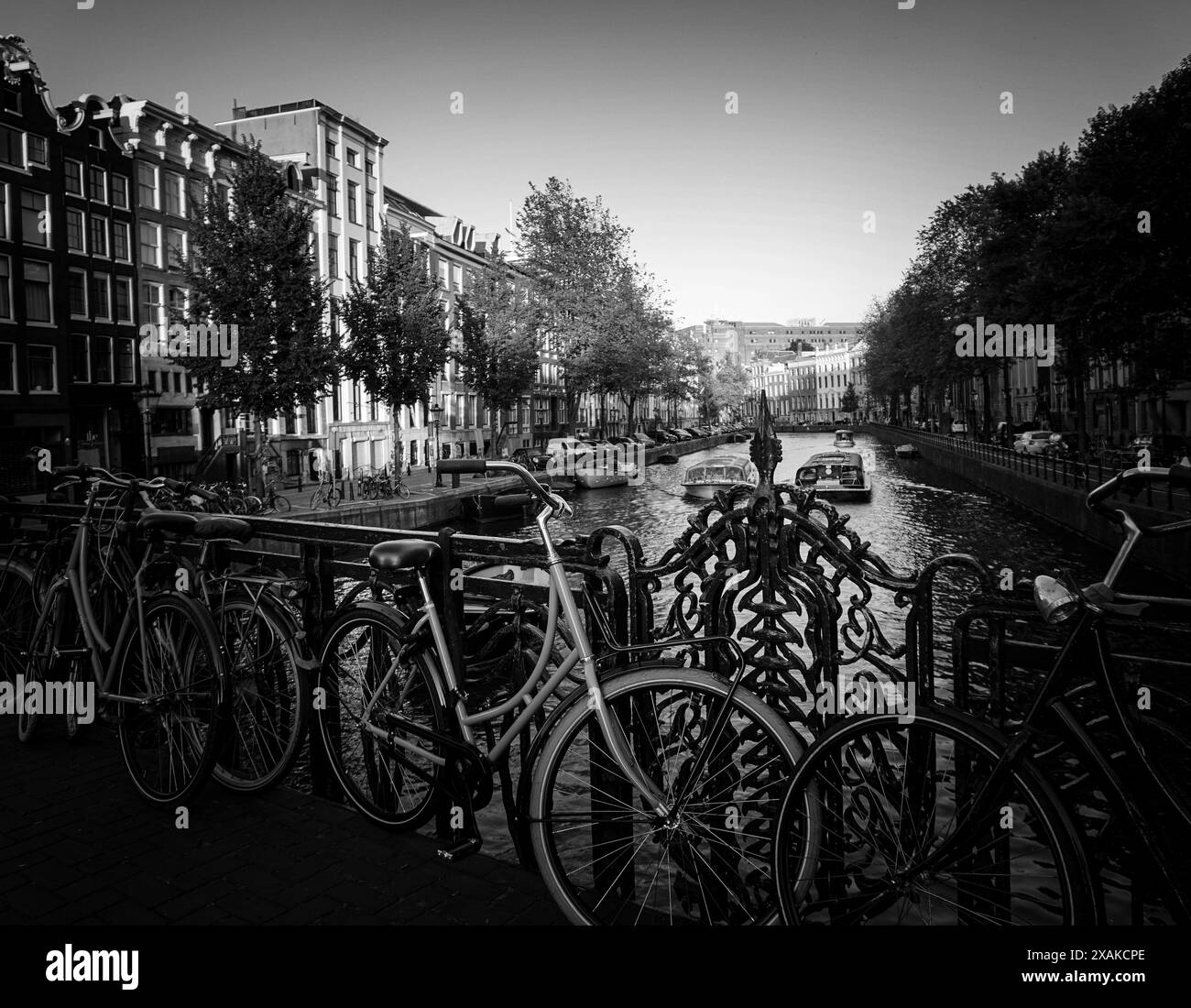 Amsterdam close Black and White Stock Photos & Images - Alamy