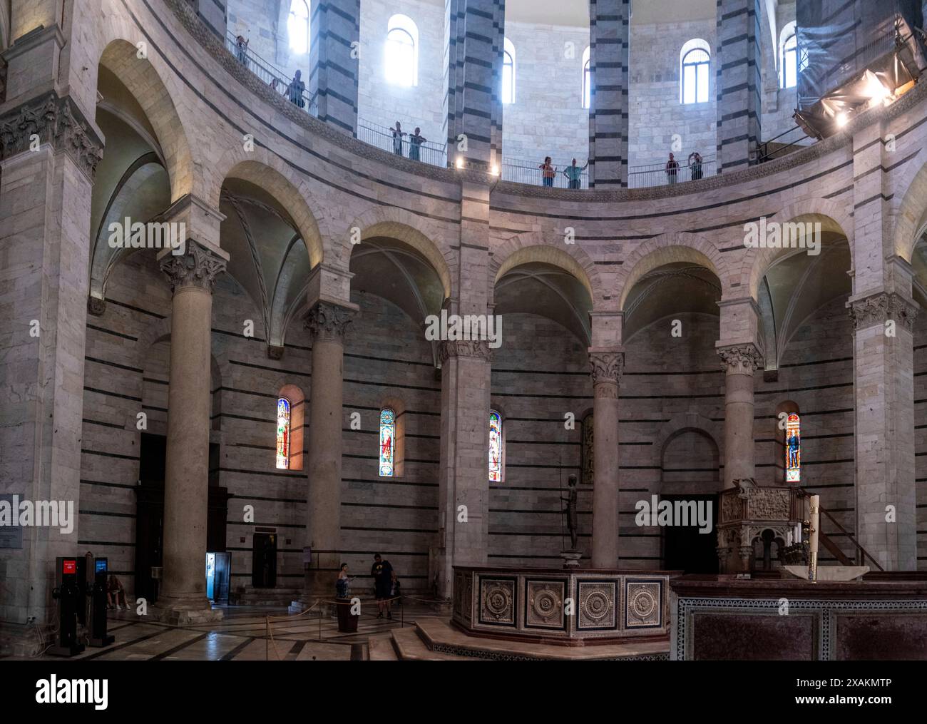 Inside the baptistery of the Pisa cathedral Stock Photo - Alamy