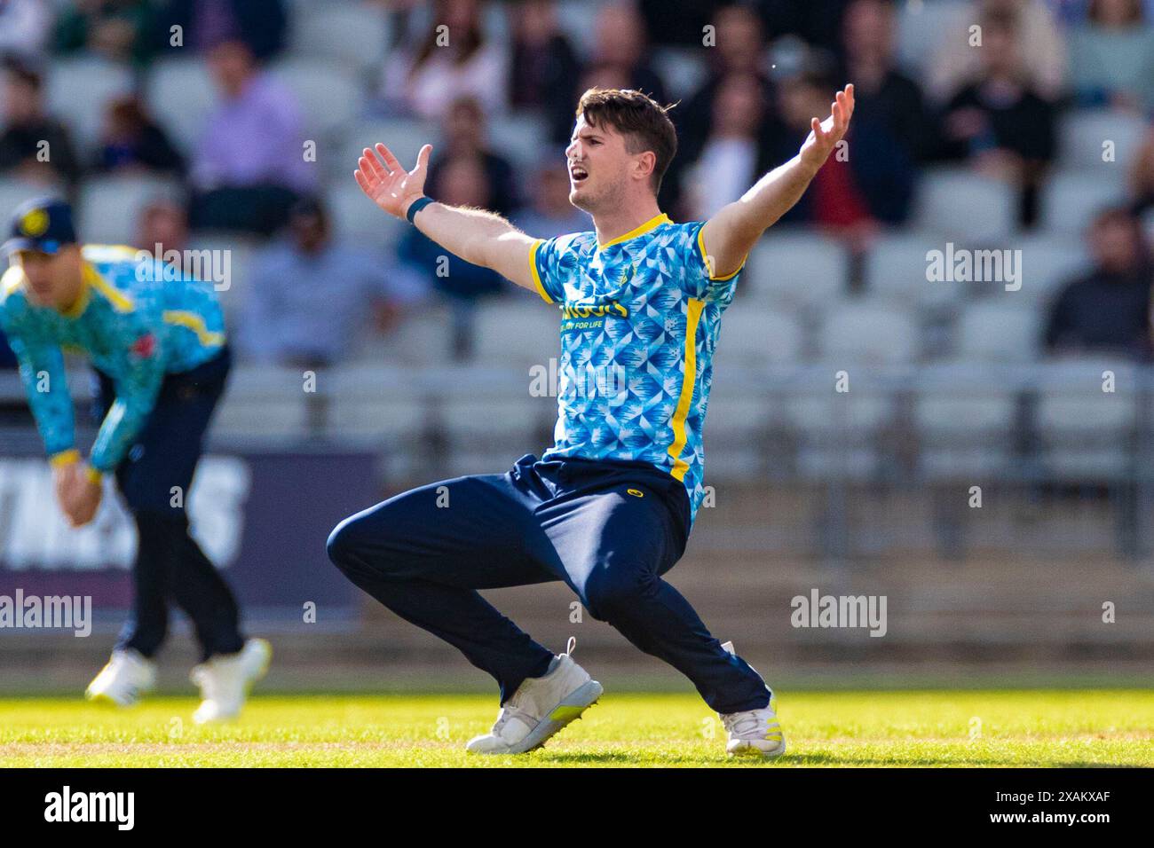 George Garton #7 of Warwickshire County Cricket Club during the Vitality T20 Blast match between Lancashire and Birmingham Bears at Old Trafford, Manchester on Friday 7th June 2024. (Photo: Mike Morese | MI News) Credit: MI News & Sport /Alamy Live News Stock Photo