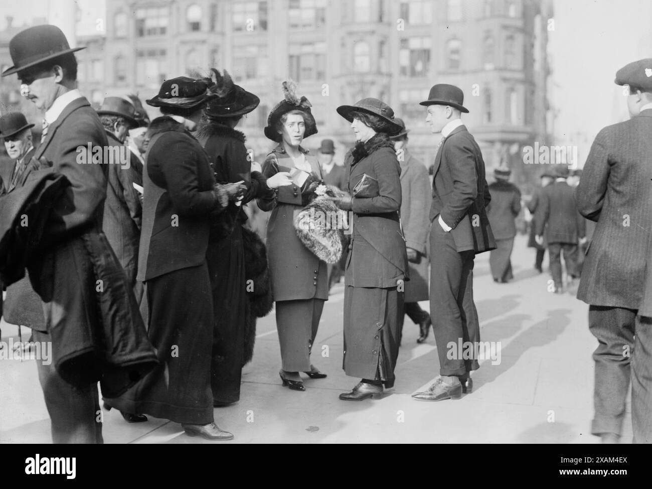 Mrs. Walter Chambers, 1914. Possibly shows suffrage gathering in New ...