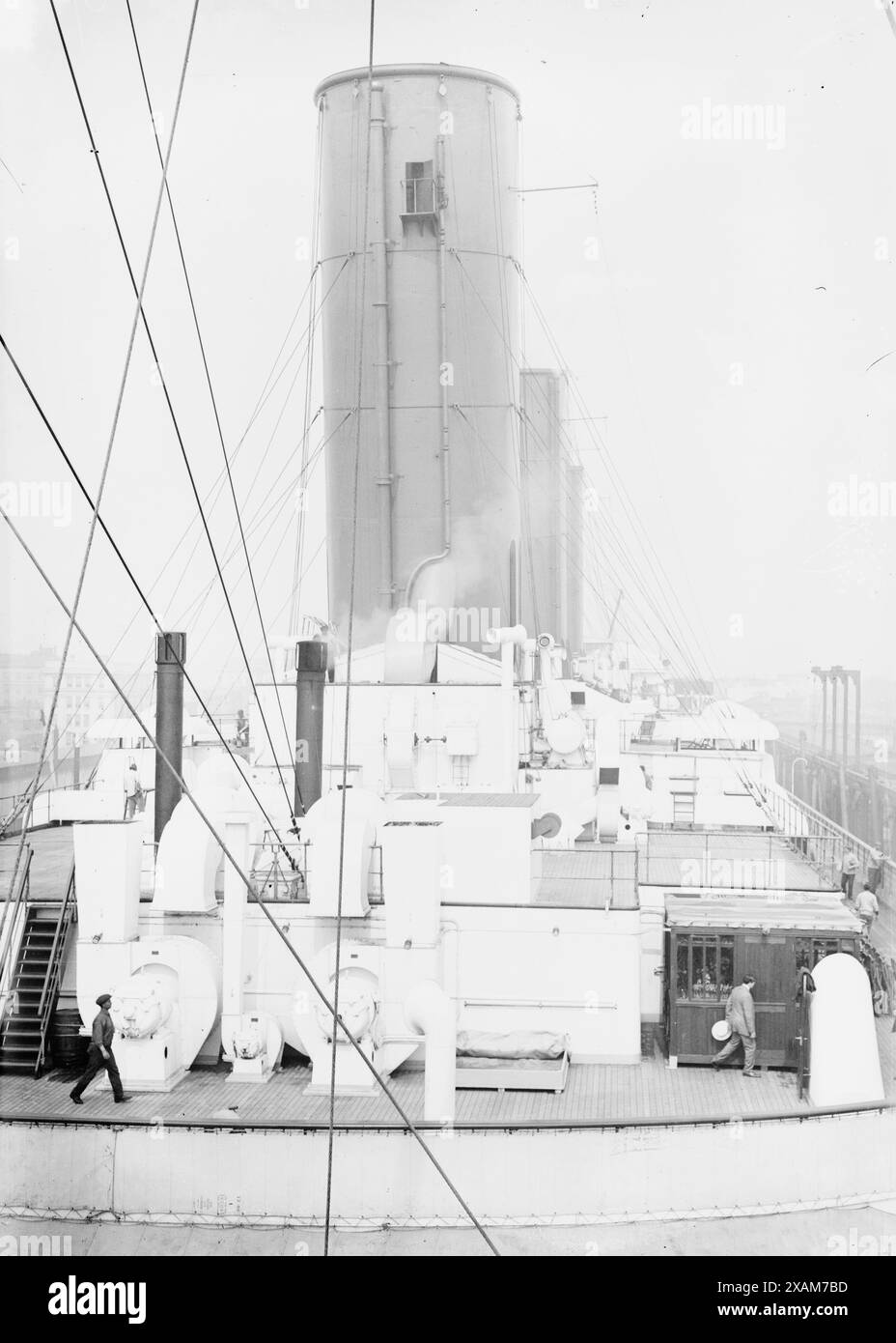 VATERLAND funnels, between c1910 and c1915. Stock Photo