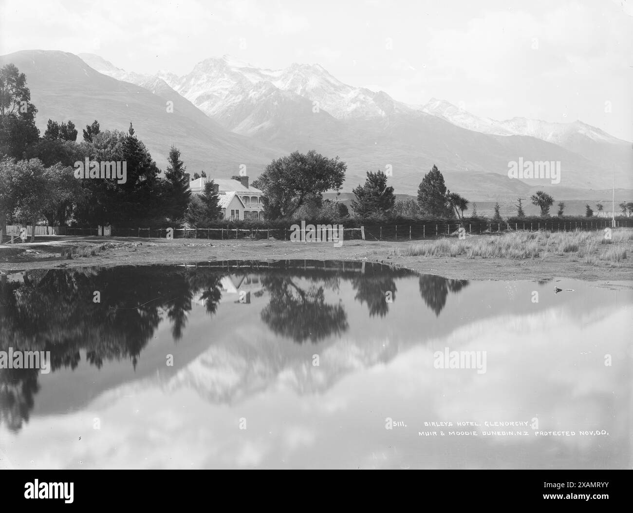 Hotel glenorchy hi-res stock photography and images - Alamy