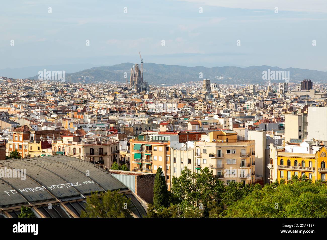Barcelona cityscape skyline hi-res stock photography and images - Alamy