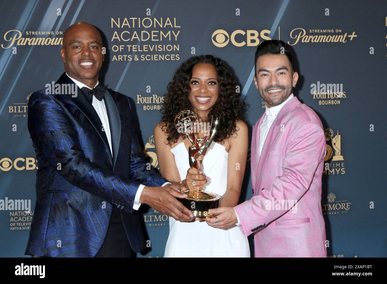 LOS ANGELES - JUN 7: Kevin Frazier, Nischelle Turner, Denny Directo at ...