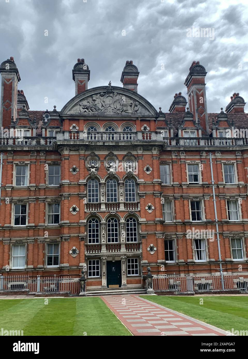 Founders Building Royal holloway founders building hi-res stock photography and images ...