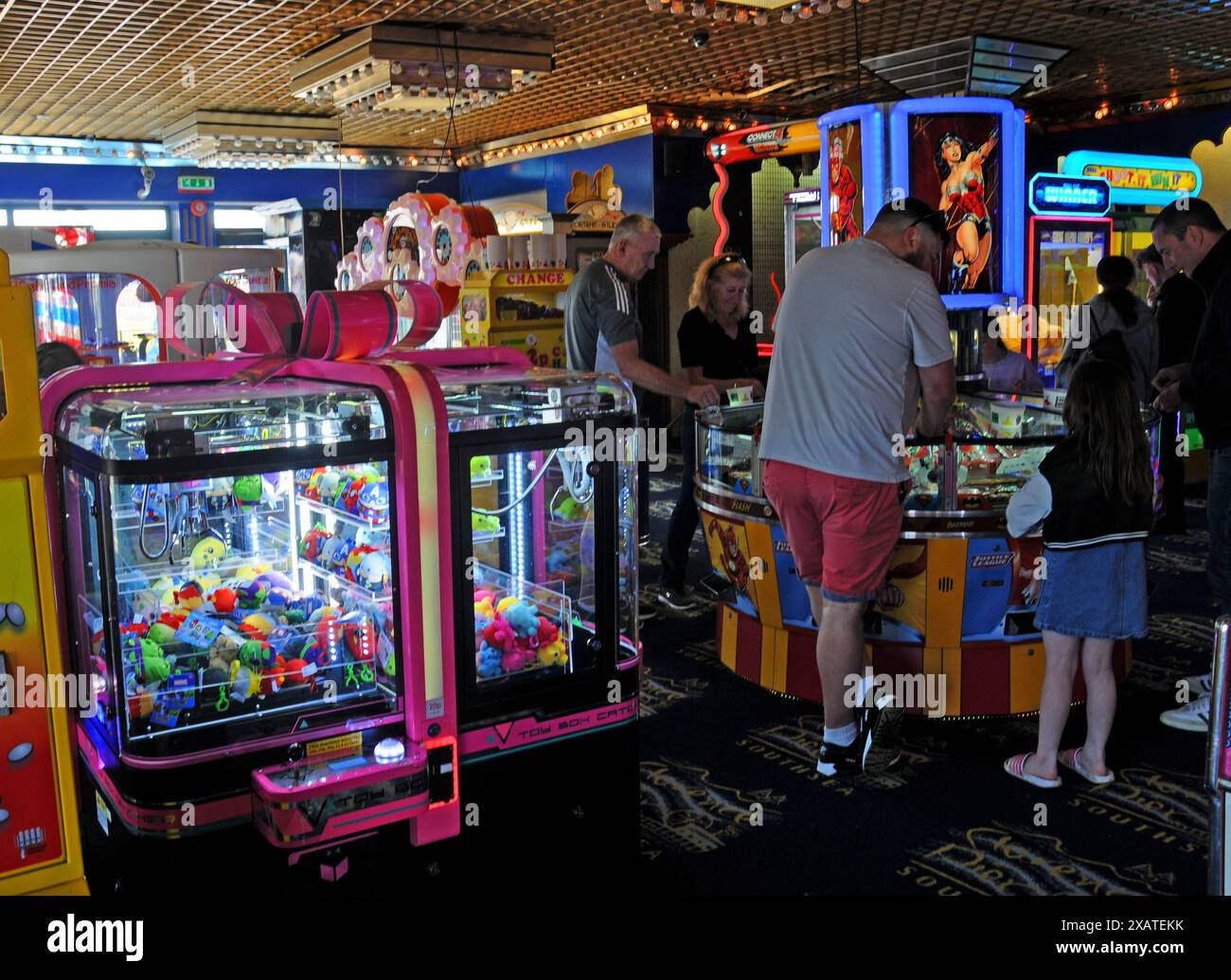 ENGLISH COASTAL PATH, AMUSEMENT ARCADE,CLARENCE PIER AMUSEMENT PARK AND ...