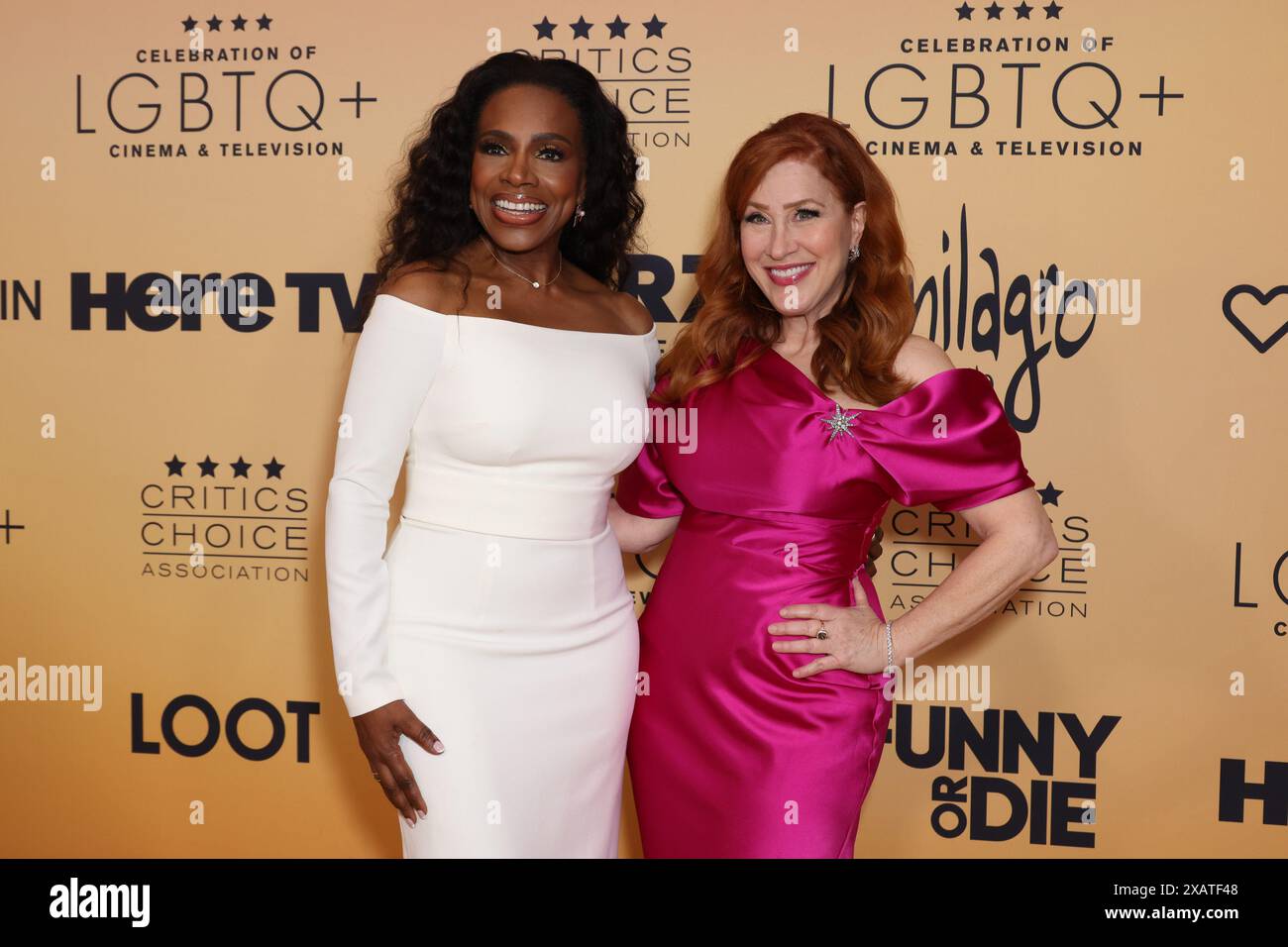 Sheryl Lee Ralph and Lisa Ann Walter attends the Critics Choice ...