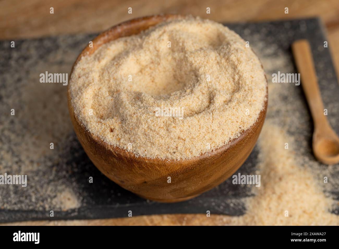 bread crumbs dried for cooking, fresh crumbly bread crumbs from ...