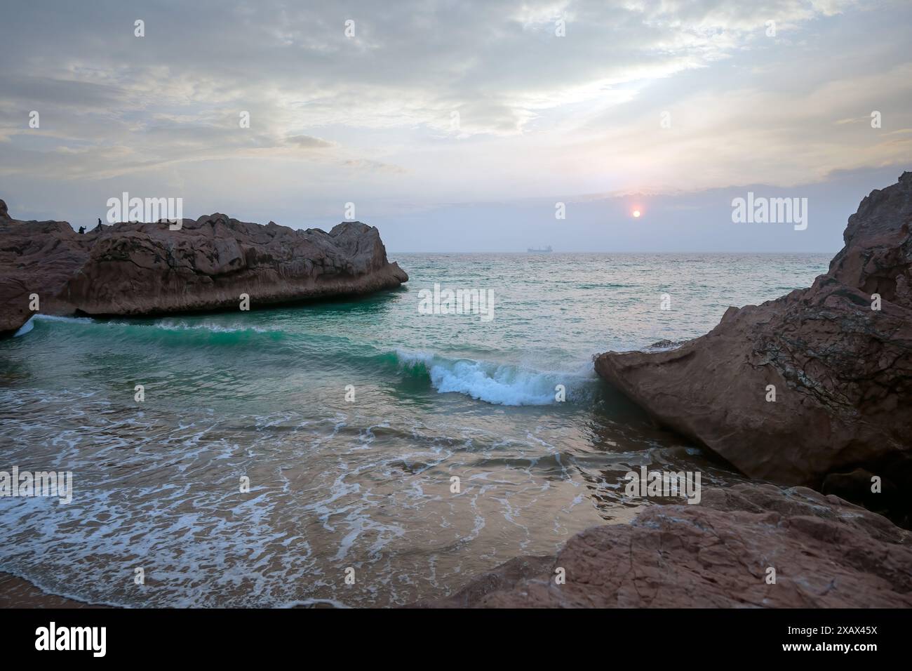 Rocky mountain on the seashore Gadani beach Pakistan Stock Photo - Alamy