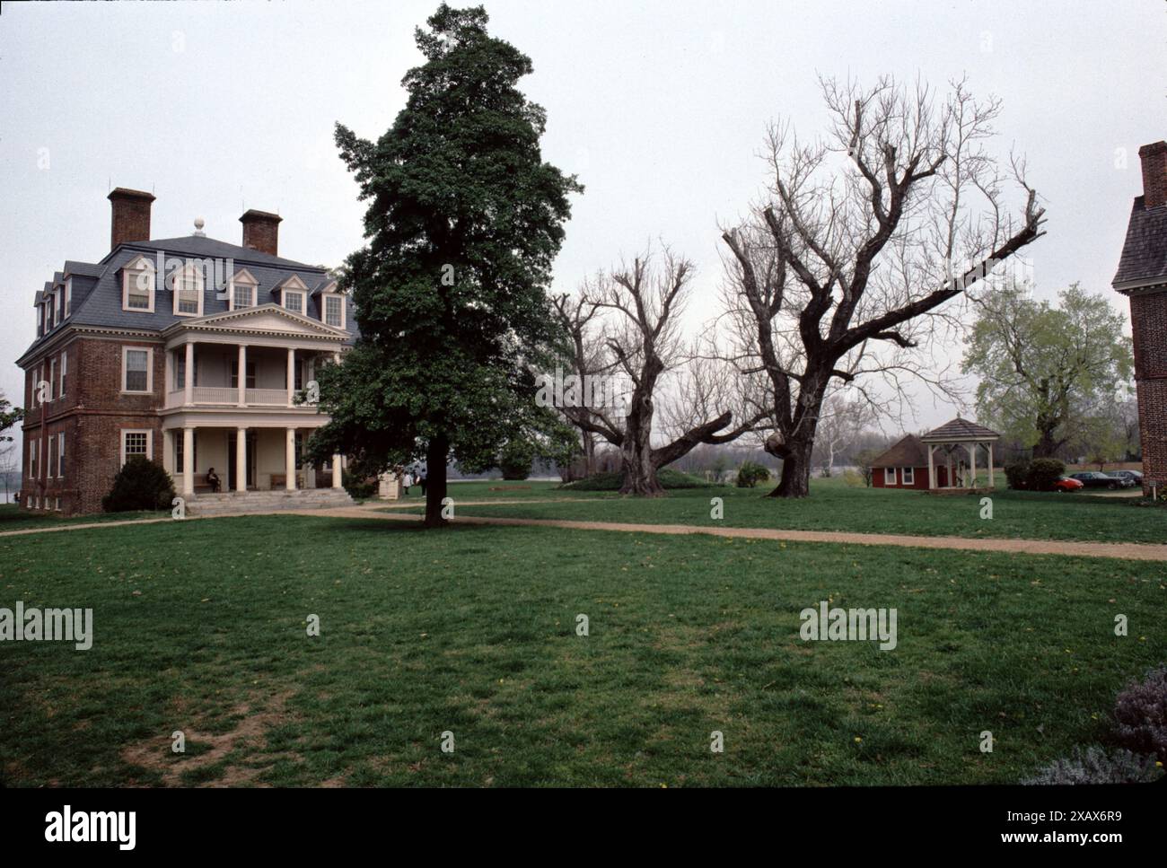 Charles City, VA. U.S.A. 9/2006. Shirley Planation on the James River