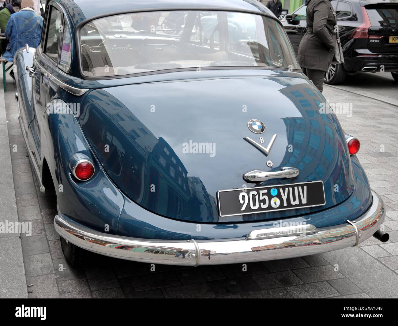 Bmw 502 hi-res stock photography and images - Alamy