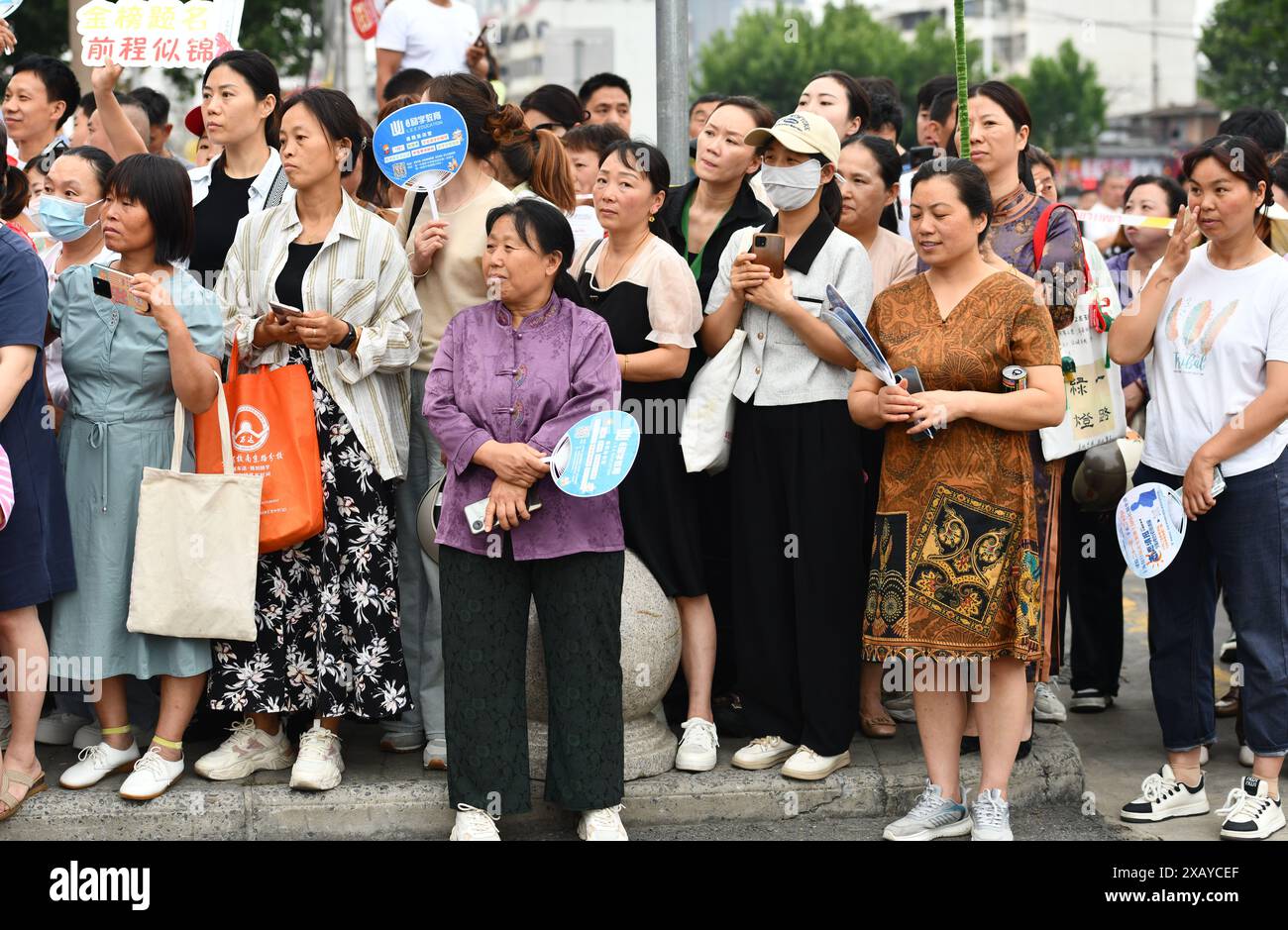 Koltuk kiygan kotiblarning pornosini tomosha qiling Jinsiy dumbalarning fotosuratlari