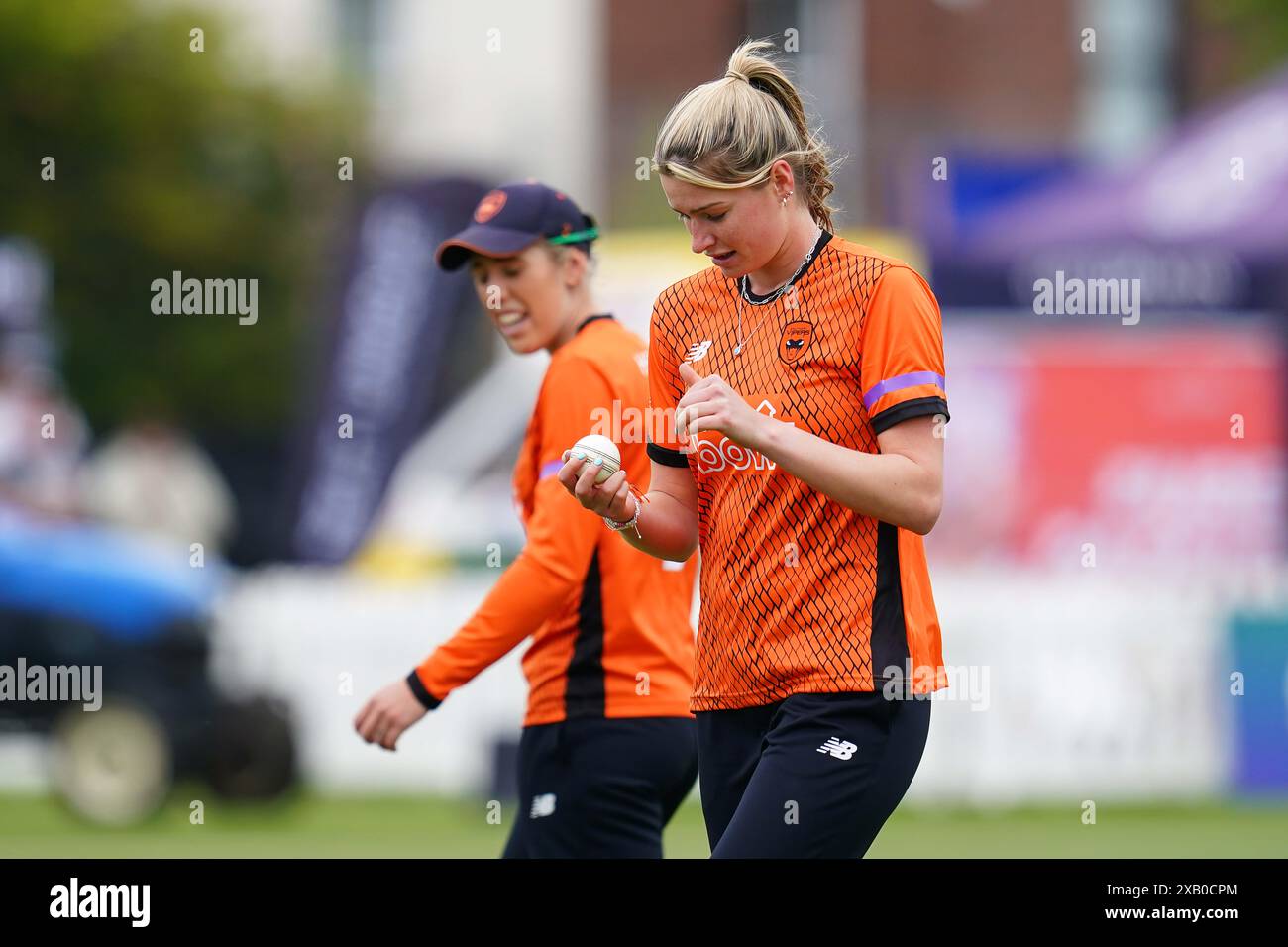 Bristol, UK, 9 June 2024. Southern Vipers' Lauren Bell bowling during the Charlotte Edwards Cup match between Western Storm and Southern Vipers. Credit: Robbie Stephenson/Western Storm/Alamy Live News Stock Photo