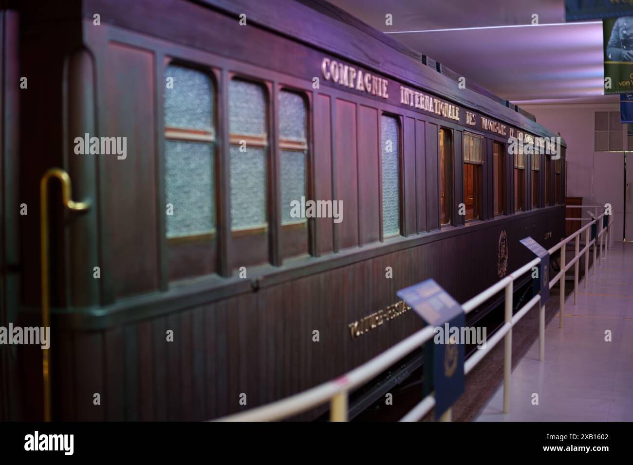 Armistice train carriage hi-res stock photography and images - Alamy