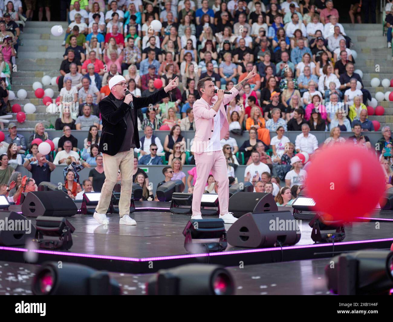  07.06.2024, Kitzbühel, AUT, Unterwegs in Tirol, Schlagerboom 2024 Motiv 