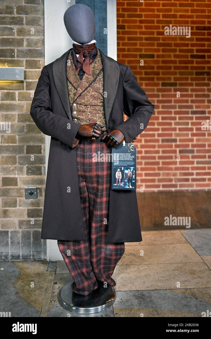 Charles dickens christmas carol play houston