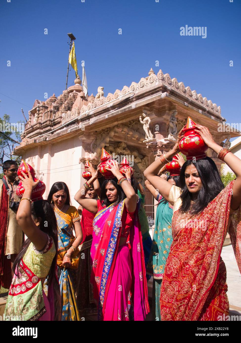 Hindu Rings Parad Choreographed parade hi-res stock photography and images - Alamy