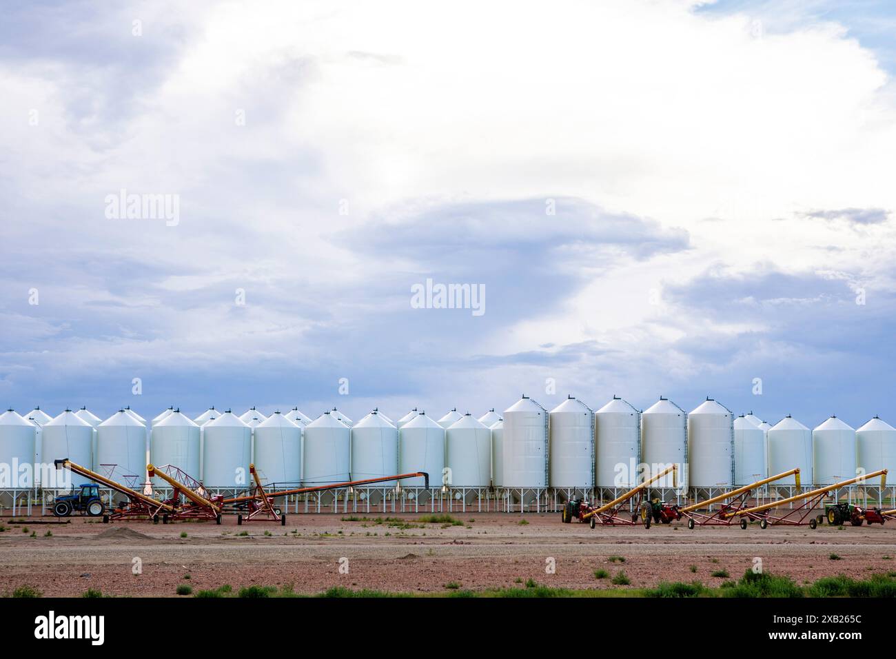 Grain storage in North Dakota Stock Photo Alamy