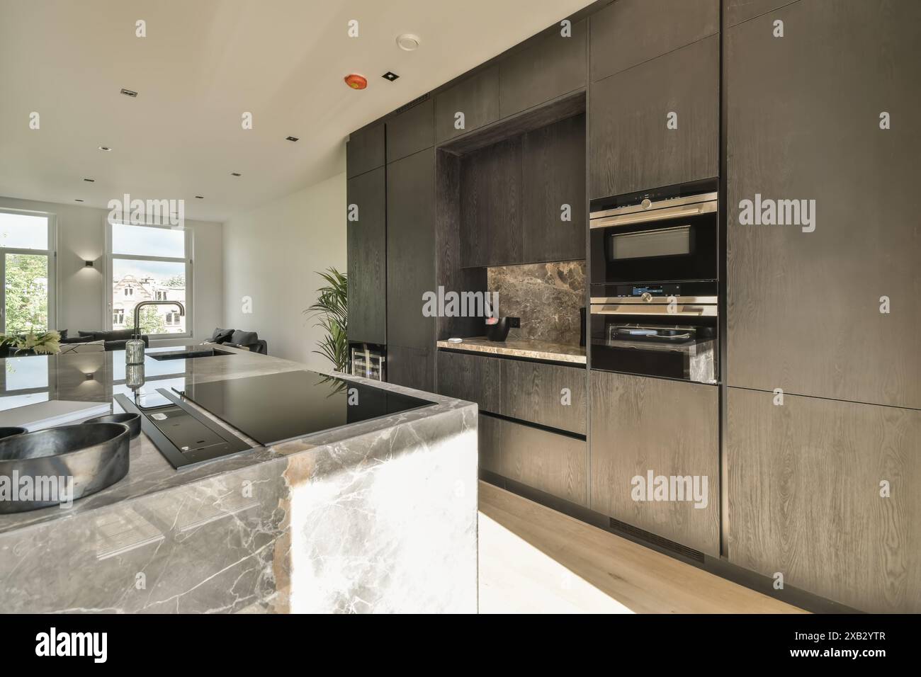 Picture of Elegance meets functionality in this modern kitchen's interior ...