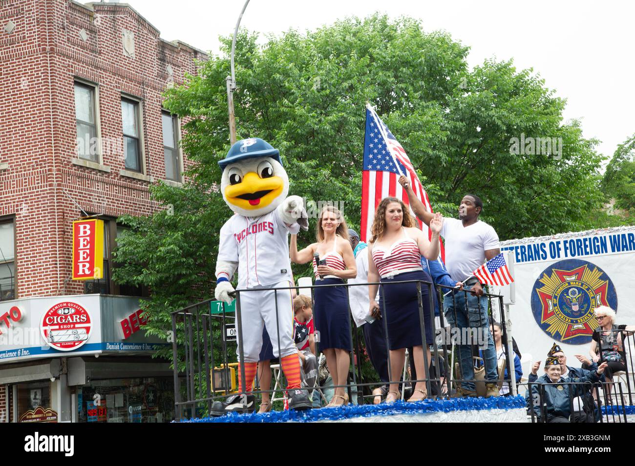 Parade cyclones hires stock photography and images Alamy