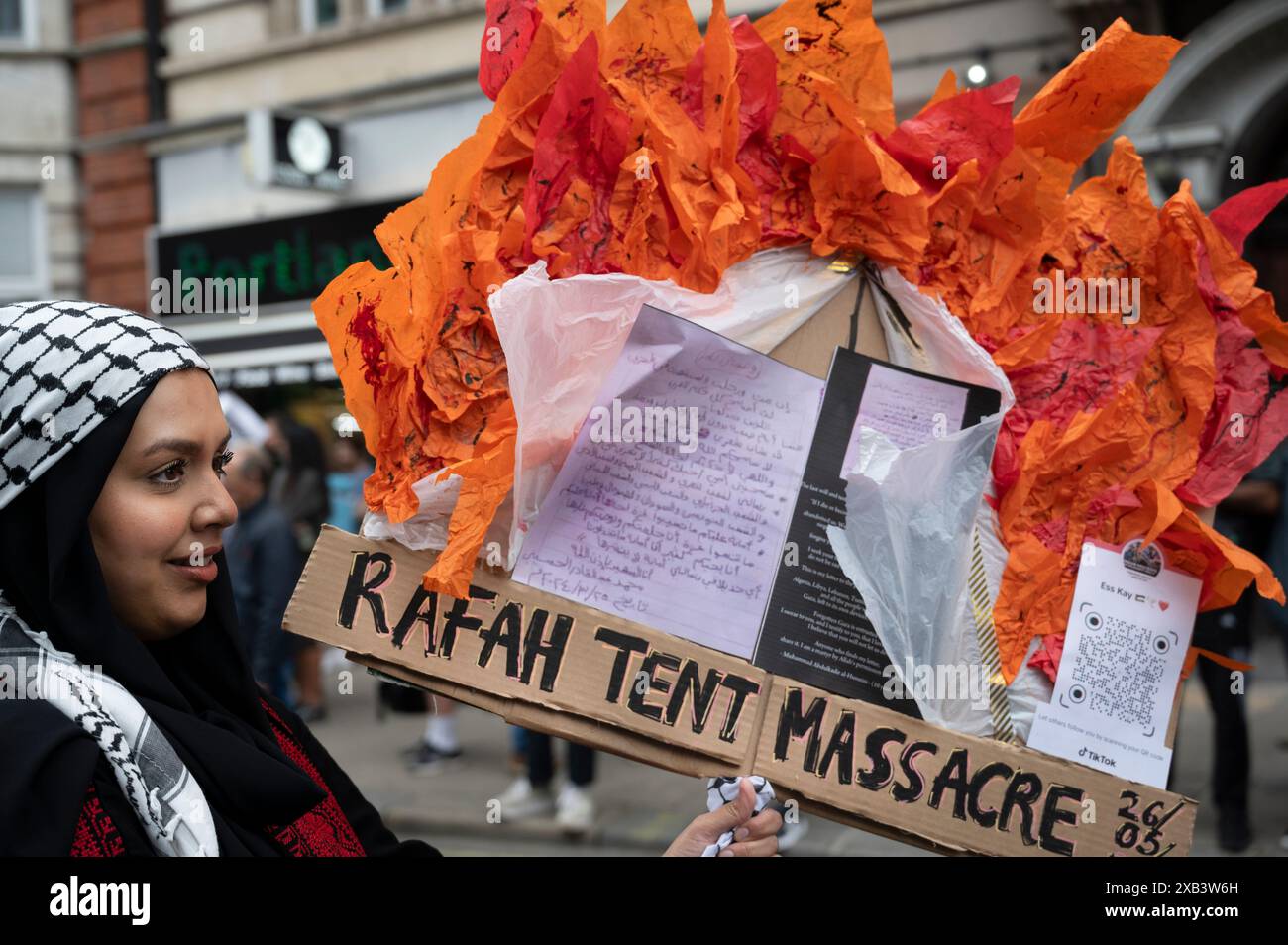 Rafah tent massacre hi-res stock photography and images - Alamy
