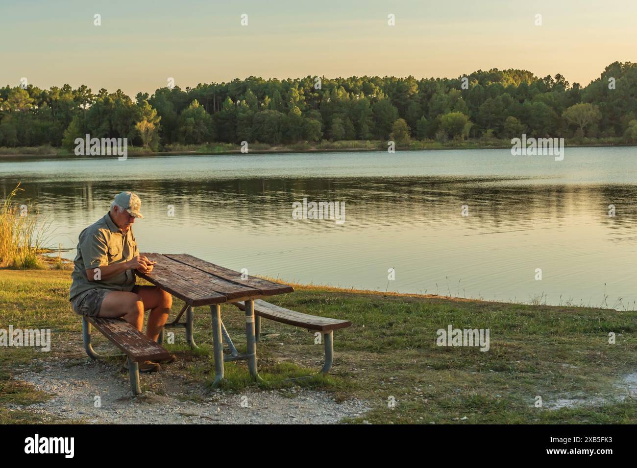 Retired 70 year old man hi-res stock photography and images - Alamy