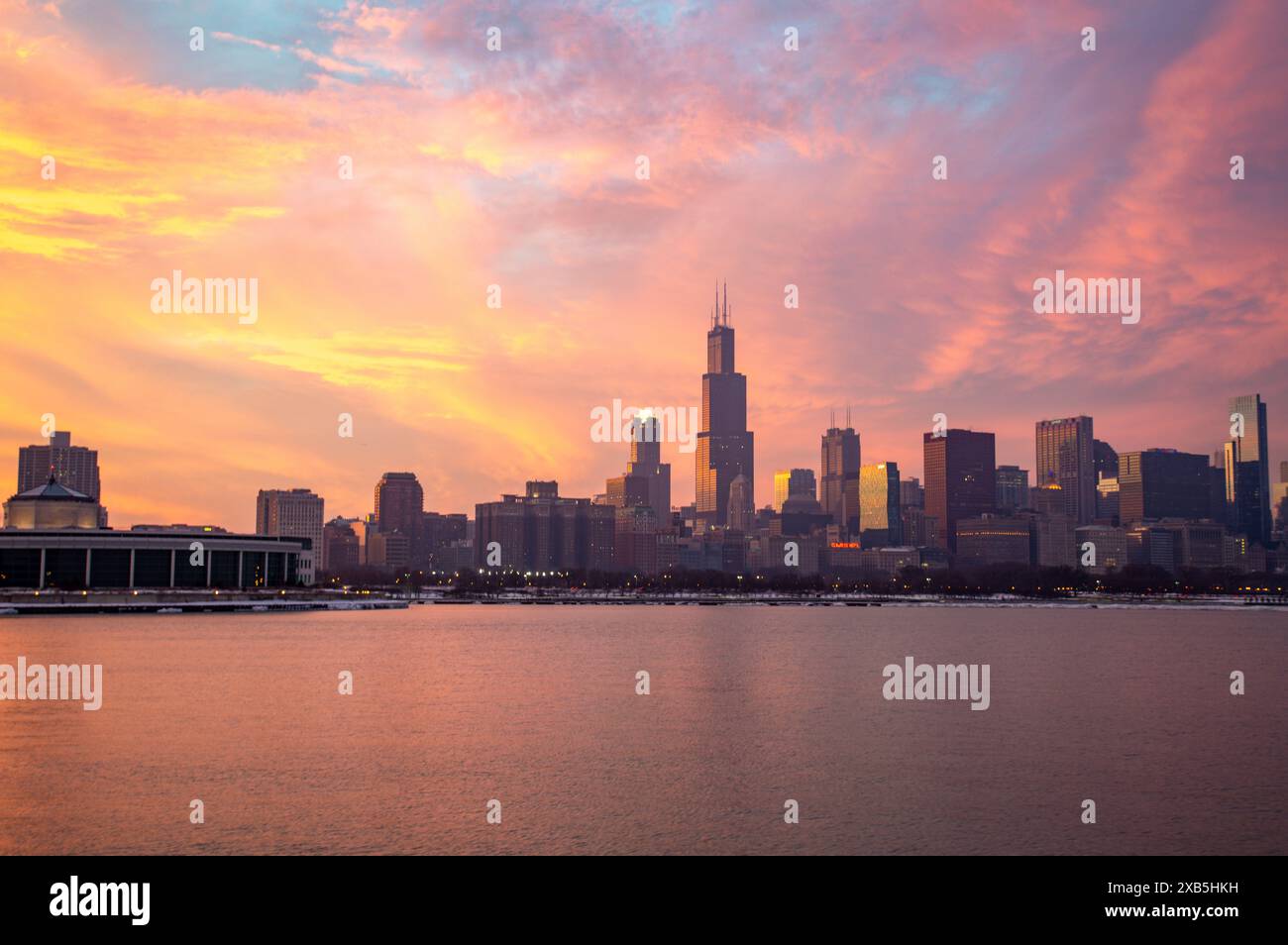 The Chicago Skyline at Sunset Stock Photo - Alamy