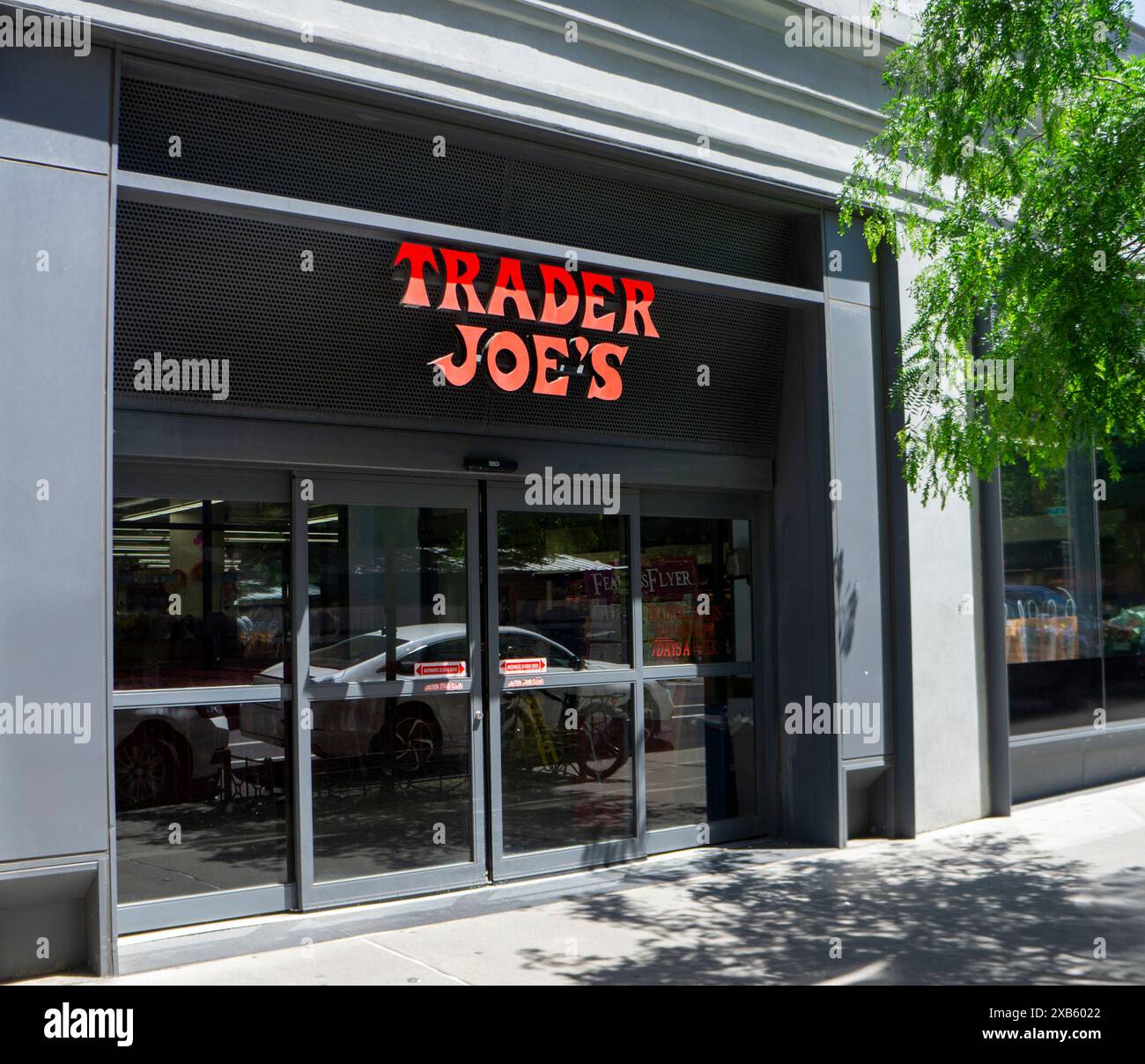 Trader Joe's supermarket, building exterior, Spring Street, New York ...