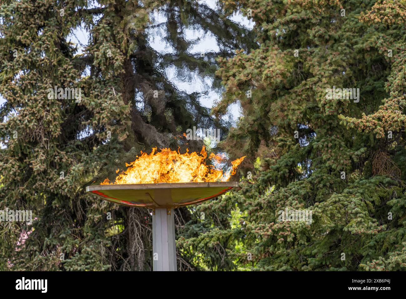 Graduation Torch Graduation ceremony tradition hi-res stock photography and images - Alamy