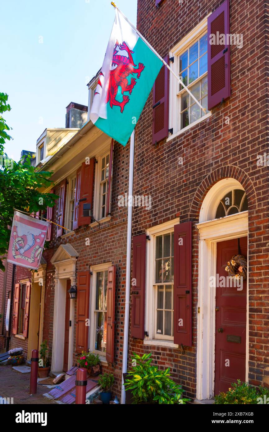 Colorful houses by Elfreth's Alley in Philadelpia old town