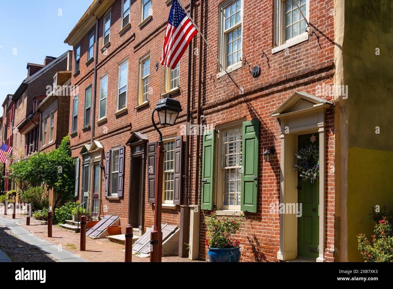 Colorful houses by Elfreth's Alley in Philadelpia old town