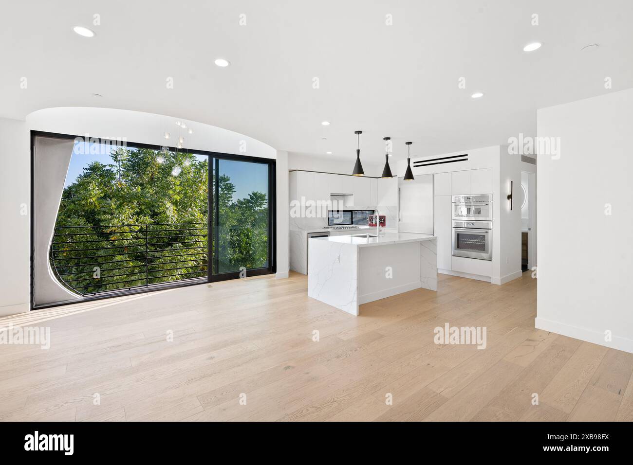 Interior large spacious kitchen living hi-res stock photography and ...