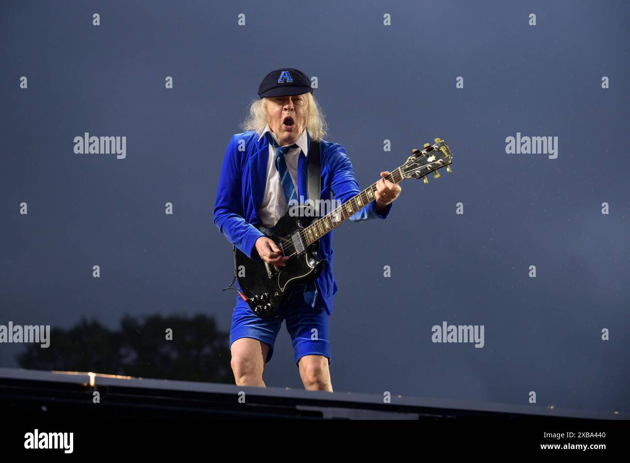 AC/DC Angus Young Power Up Tour Europa 2024 live im Olympiastadion