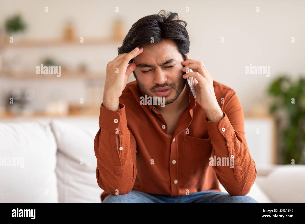 Man concerned stressed life hi-res stock photography and images - Alamy