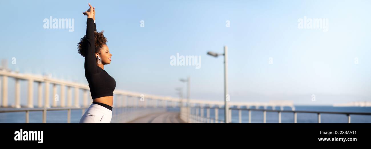 Female stretching arm muscles hi-res stock photography and images - Alamy