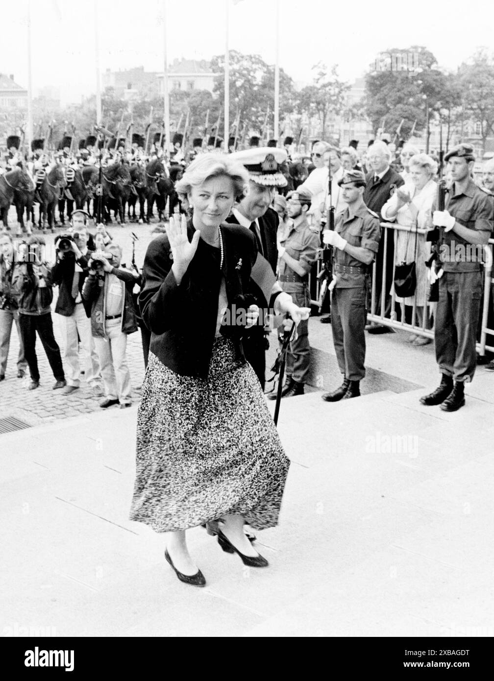 Fujifilm Finepix A210 Digital Camera - Etsy, image size:1008x1390