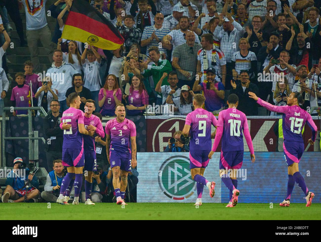 Pascal Gross, DFB 5 celebrates his 2-1 goal, happy, laugh, celebration ...
