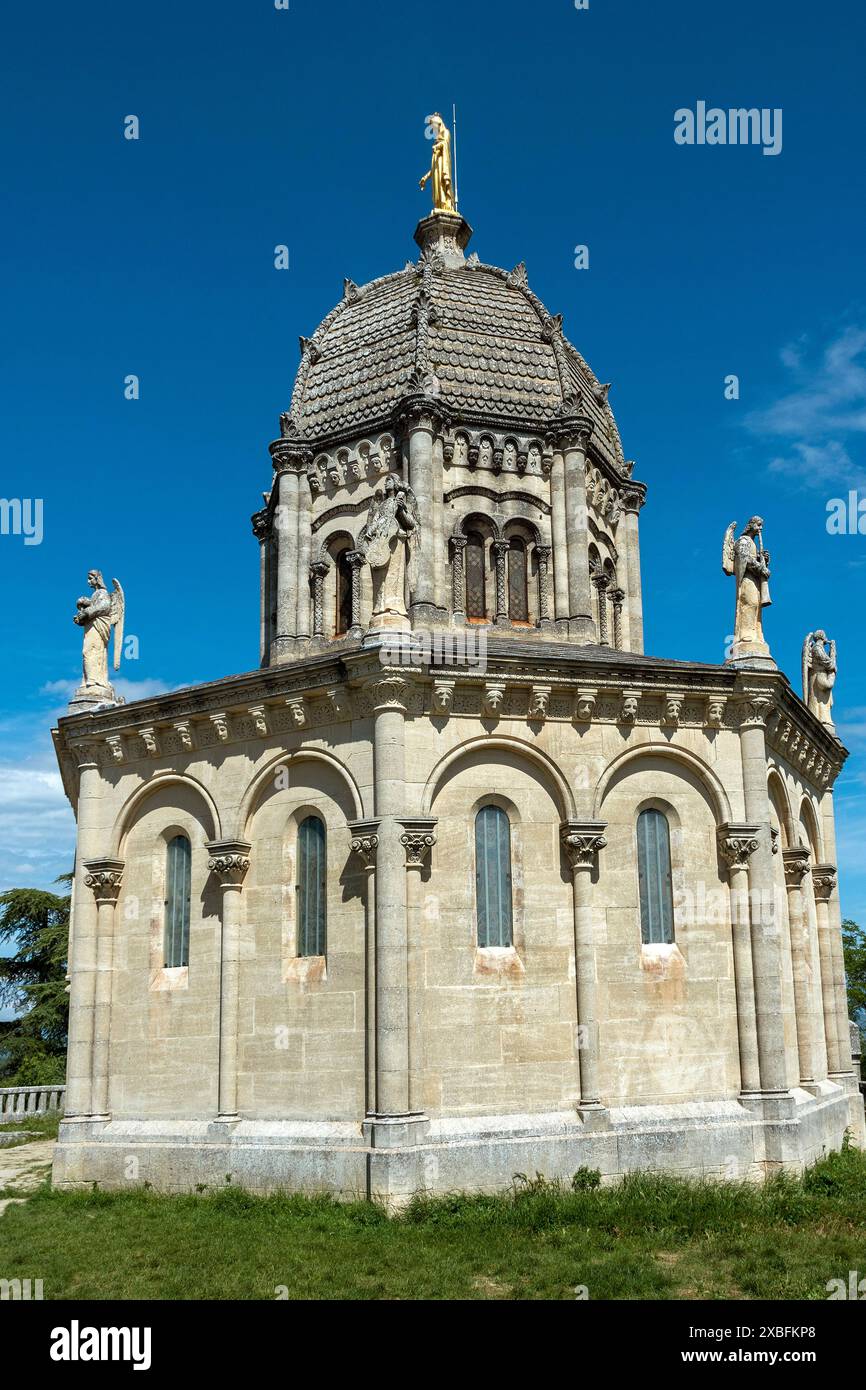 Forcalquier. Notre Dame de Provence chapel. Alpes de Haute Provence. Provence-Alpes-Côte d'Azur. France Stock Photo